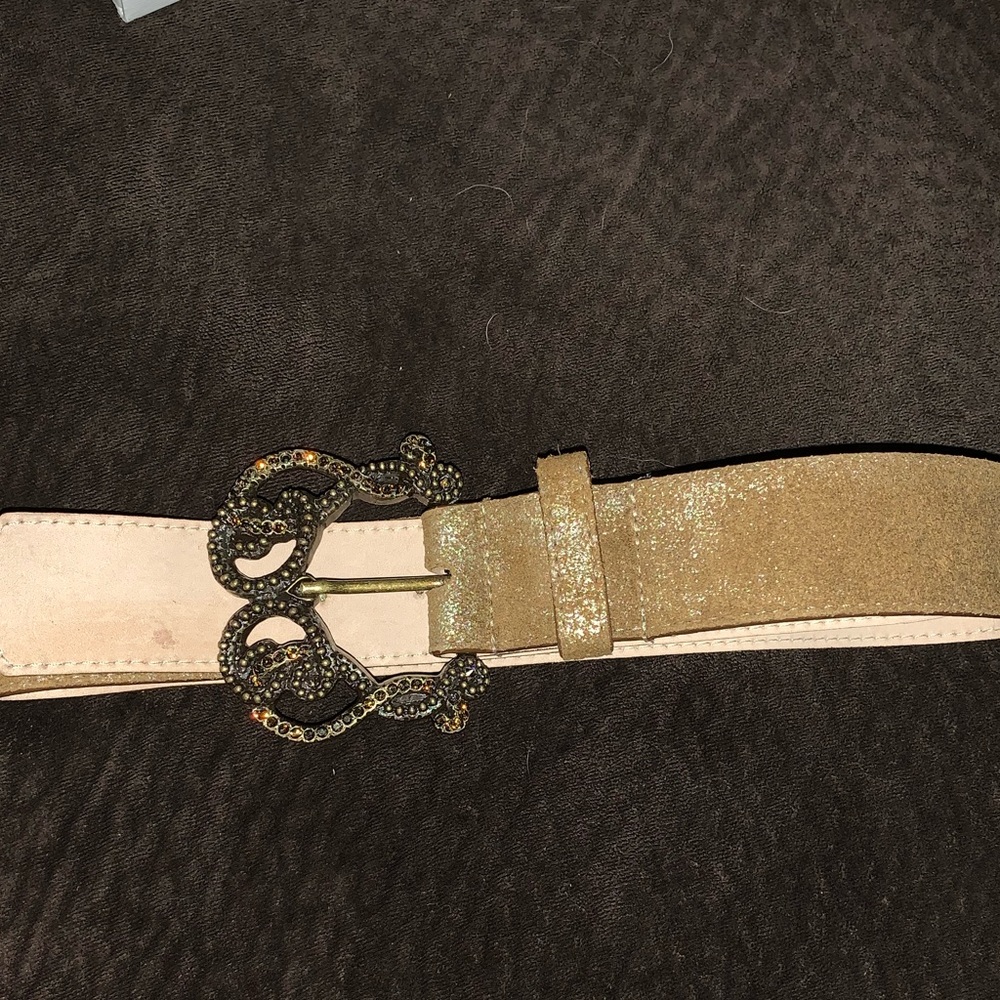 Bronze and gold belt